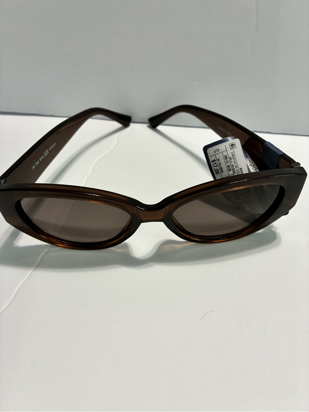 Universal Thread Brown Oval Cat-Eye Sunglasses NWT